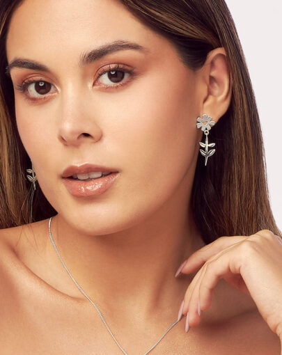 ARETES FLOR TALLO PLATA - Imagen 3