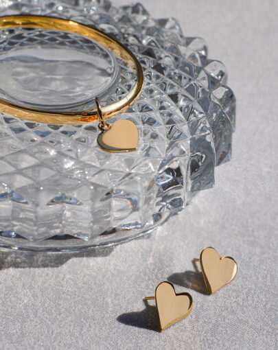 ARETES CORAZON PLATA CON ENCHAPE EN ORO - Imagen 3
