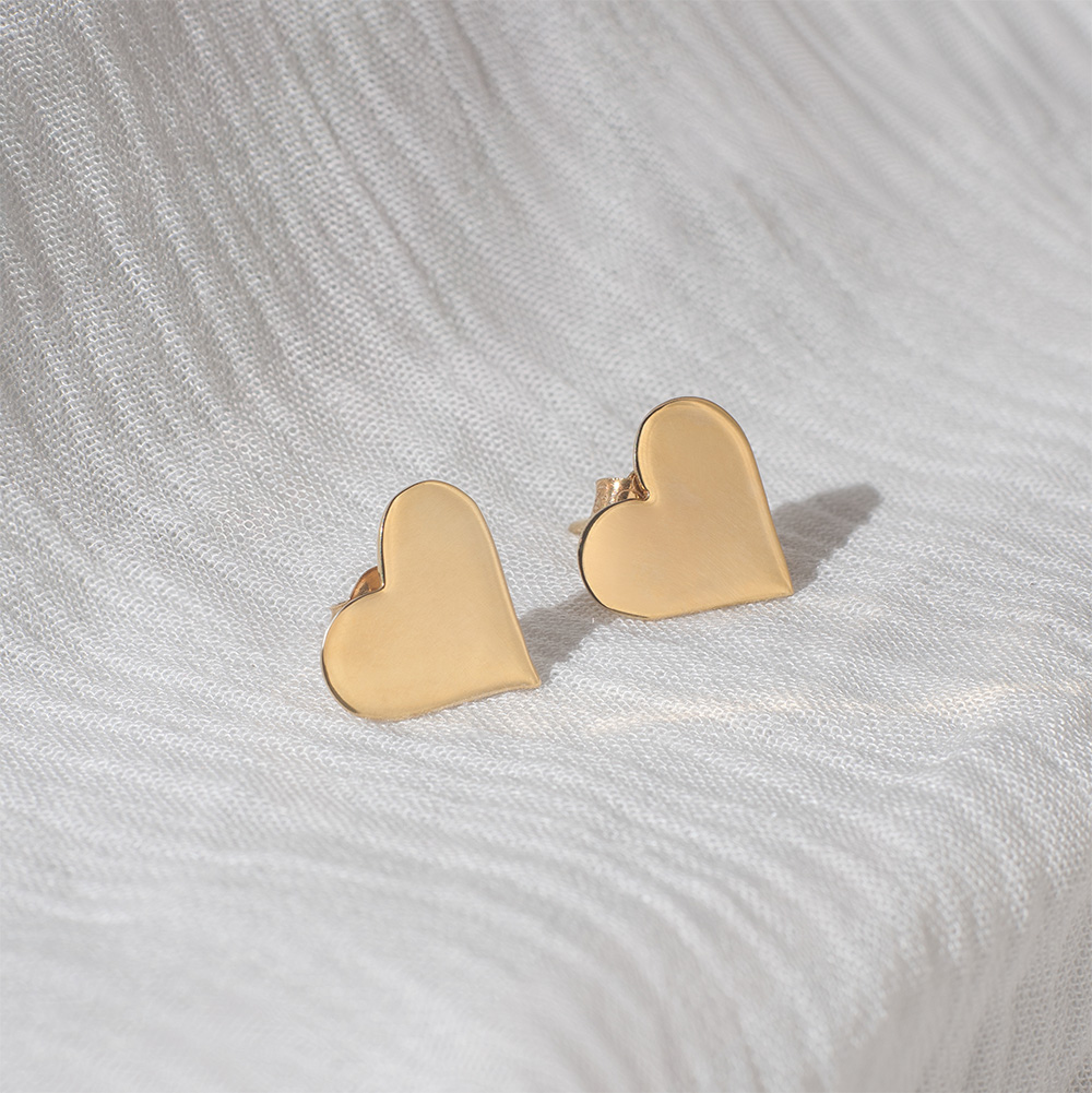 aretes corazon liso gold c